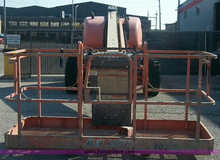 image for item A1553 1997 JLG 600S boom lift