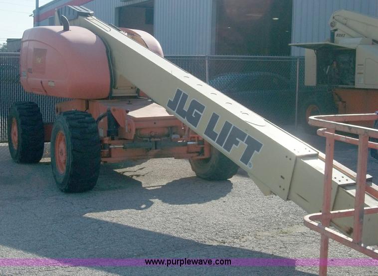 image for item A1553 1997 JLG 600S boom lift