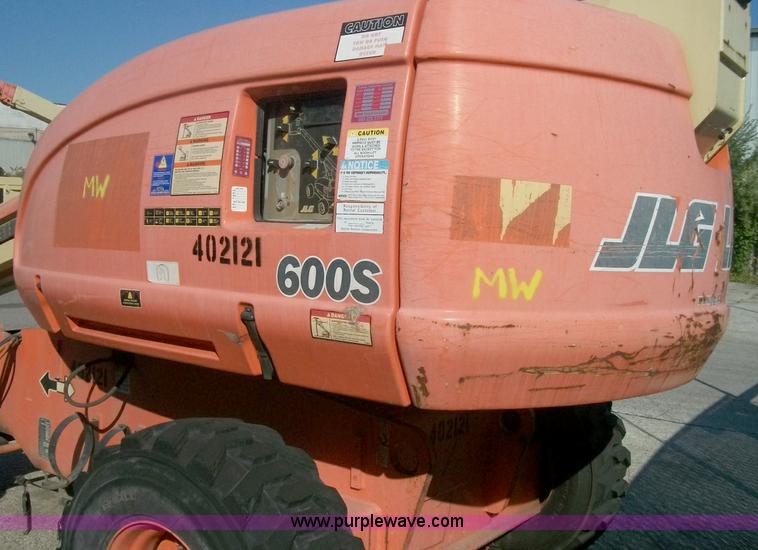 image for item A1553 1997 JLG 600S boom lift