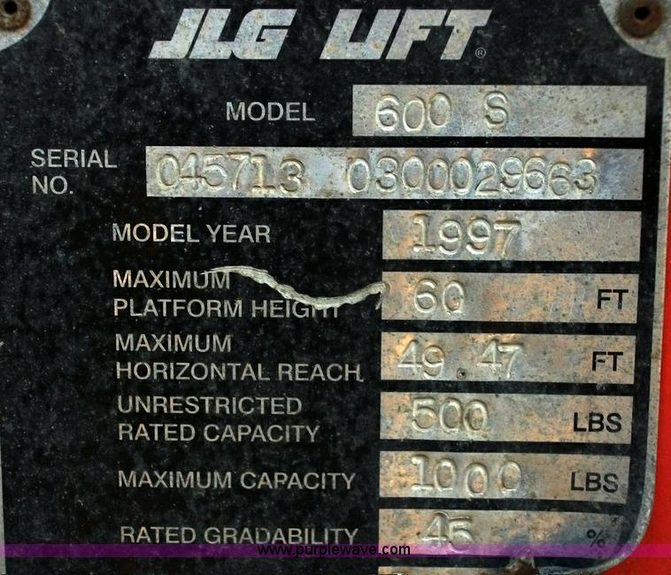 image for item A1553 1997 JLG 600S boom lift