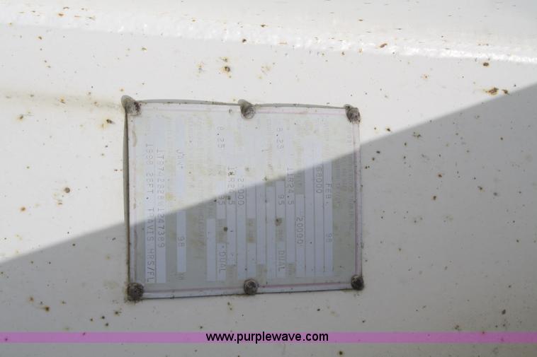 image for item A2483 1998 Travis 26' end dump trailer