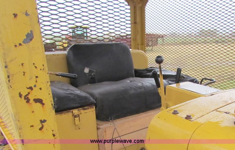 image for item A3512 Caterpillar D5C dozer