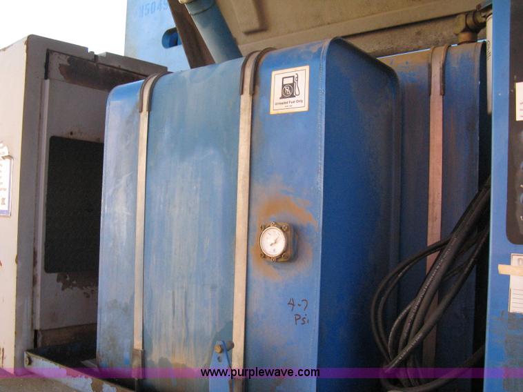 image for item A4463 1997 Genie S60 boom lift