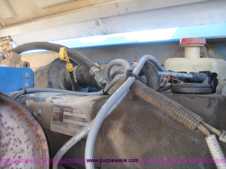 image for item A4463 1997 Genie S60 boom lift