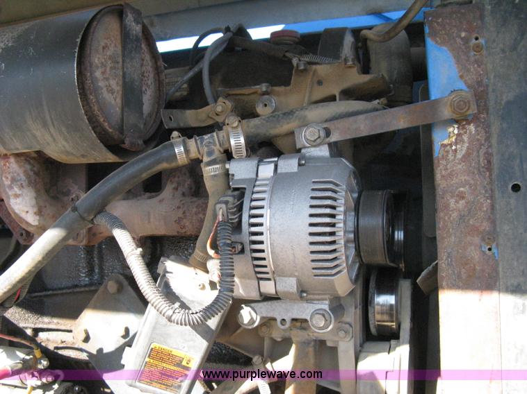 image for item A4463 1997 Genie S60 boom lift