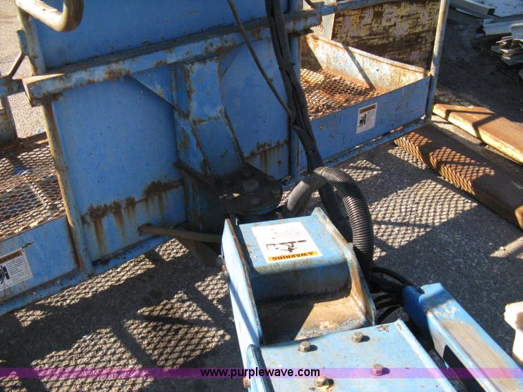 image for item A4463 1997 Genie S60 boom lift