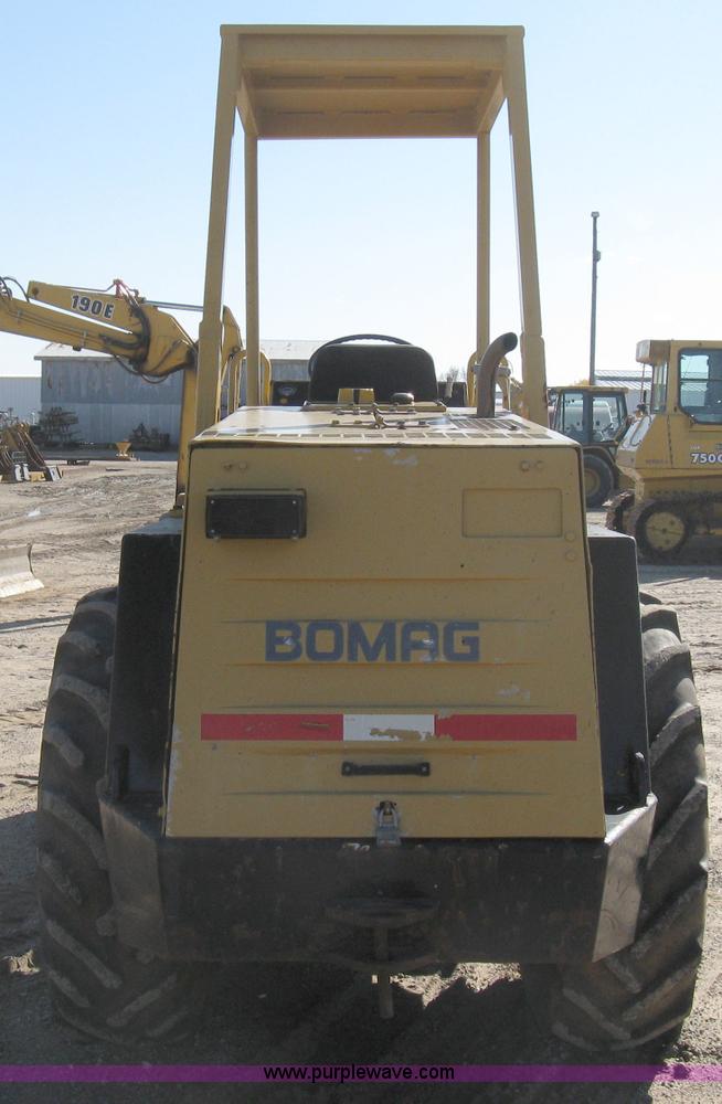 image for item A4467 1985 Bomag BW172PD pad foot roller