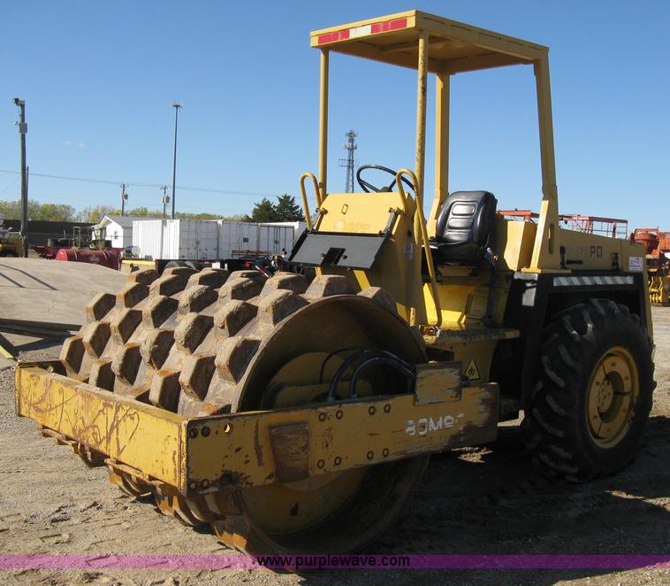 image for item A4467 1985 Bomag BW172PD pad foot roller