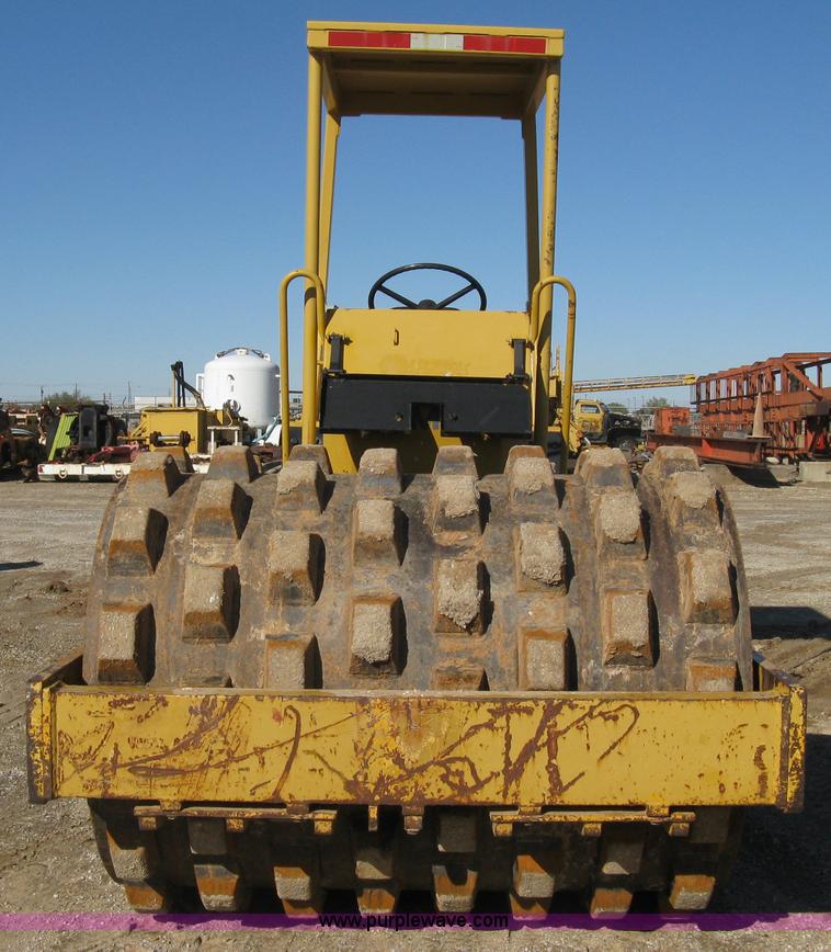 image for item A4467 1985 Bomag BW172PD pad foot roller