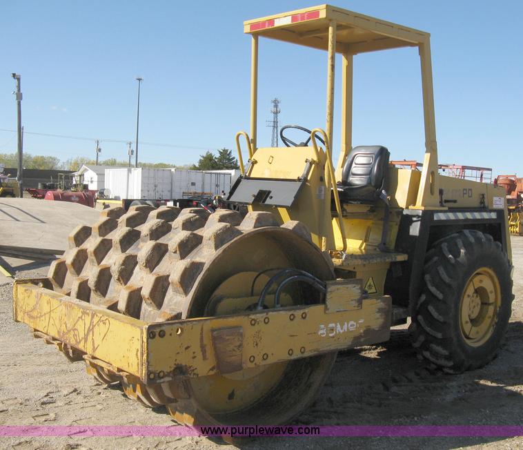 image for item A4467 1985 Bomag BW172PD pad foot roller