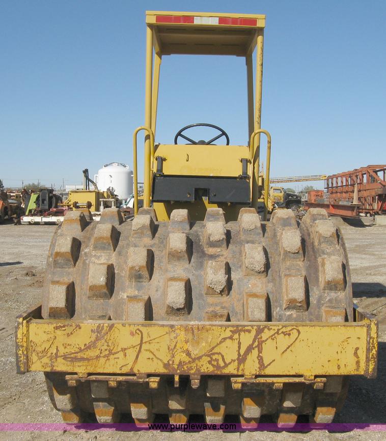 image for item A4467 1985 Bomag BW172PD pad foot roller