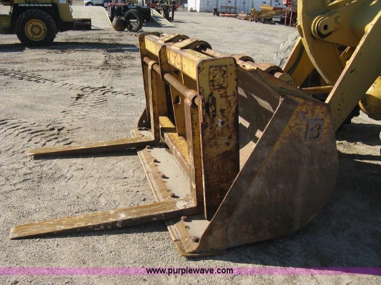 image for item A4468 1985 Caterpillar 926 wheel loader