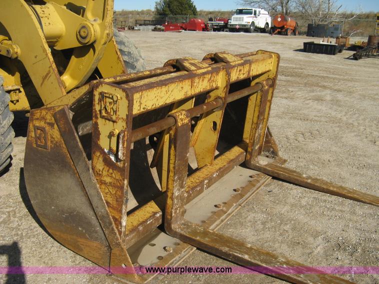 image for item A4468 1985 Caterpillar 926 wheel loader