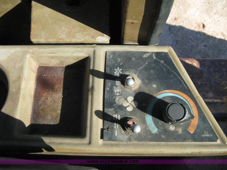 image for item A4468 1985 Caterpillar 926 wheel loader