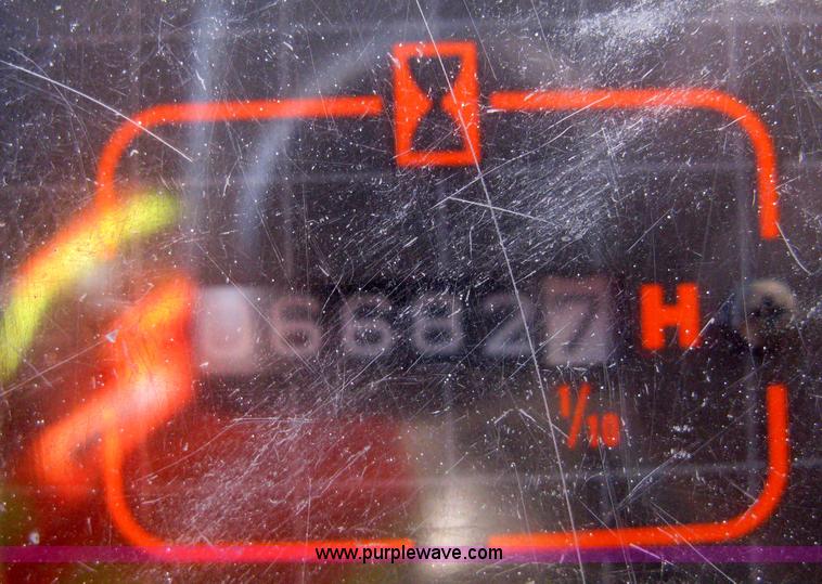 image for item A4469 1995 John Deere 190E excavator