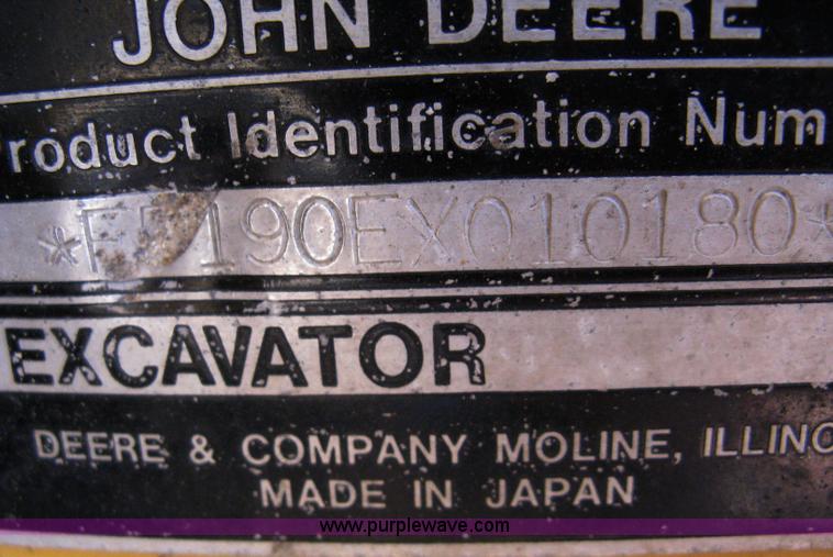 image for item A4469 1995 John Deere 190E excavator