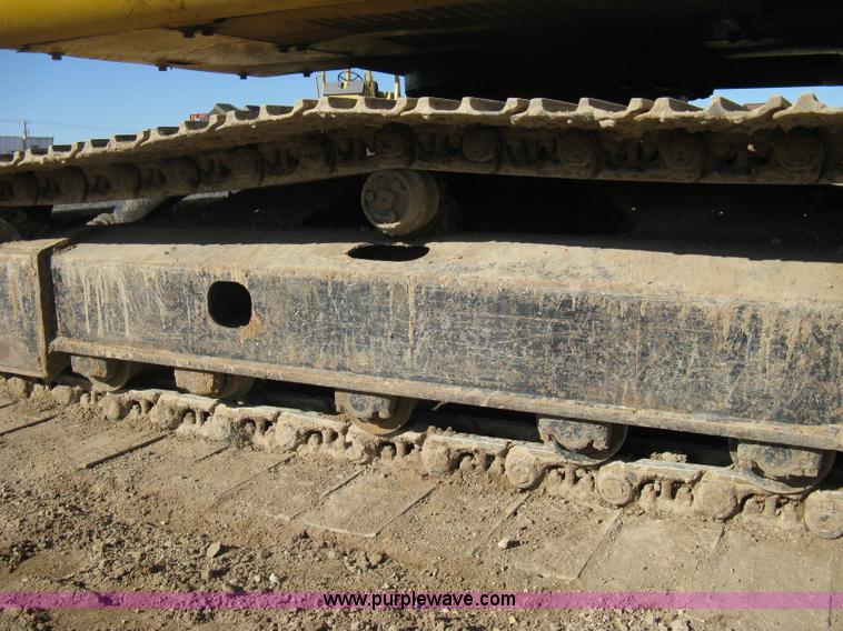 image for item A4469 1995 John Deere 190E excavator