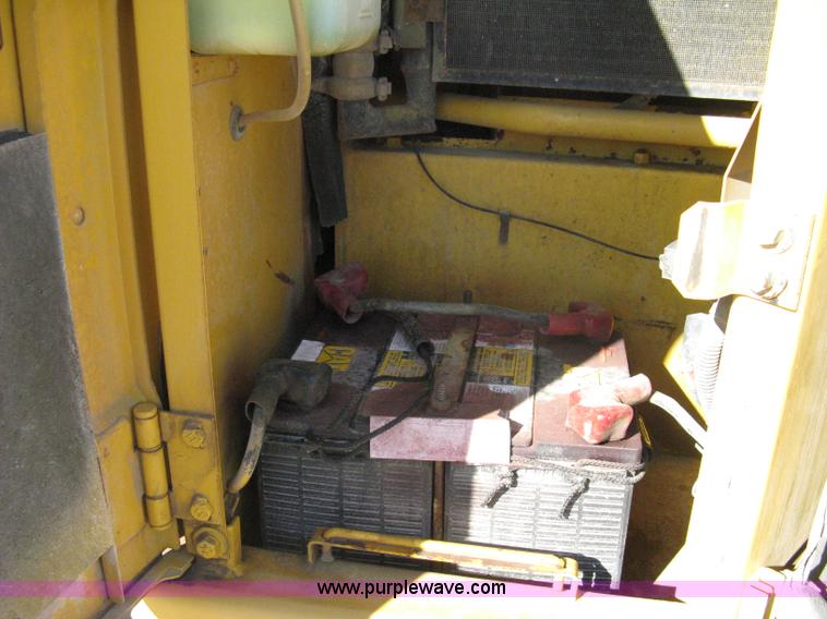 image for item A4469 1995 John Deere 190E excavator