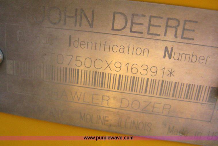image for item A4470 2004 John Deere 750C LGP II dozer