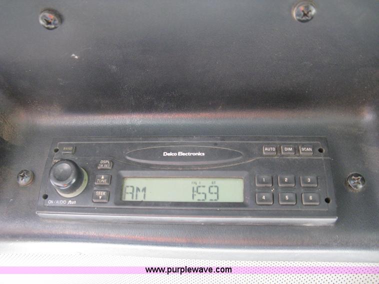 image for item A4470 2004 John Deere 750C LGP II dozer