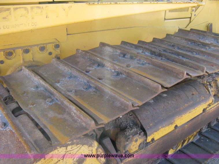 image for item A4470 2004 John Deere 750C LGP II dozer