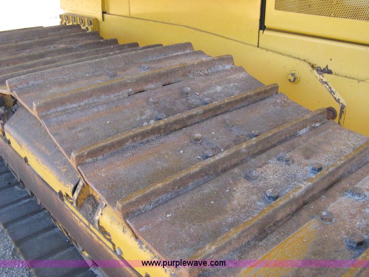 image for item A4470 2004 John Deere 750C LGP II dozer