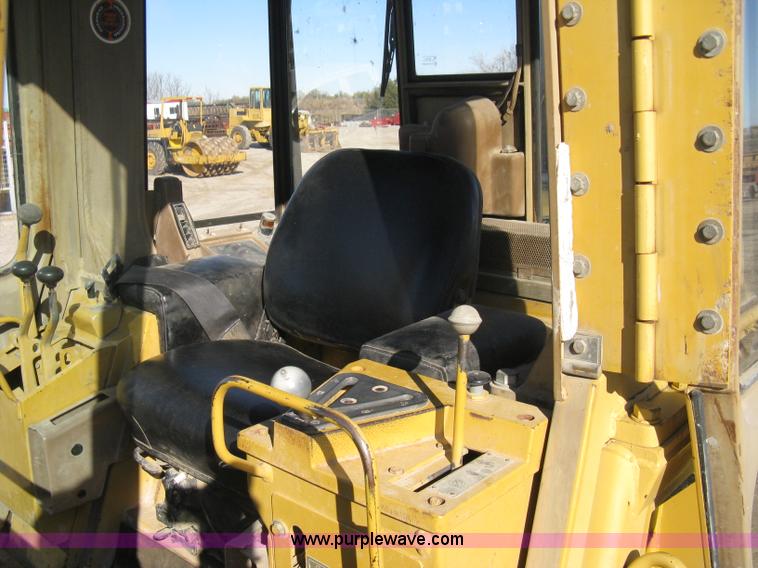 image for item A4471 1991 Caterpillar 953 track loader