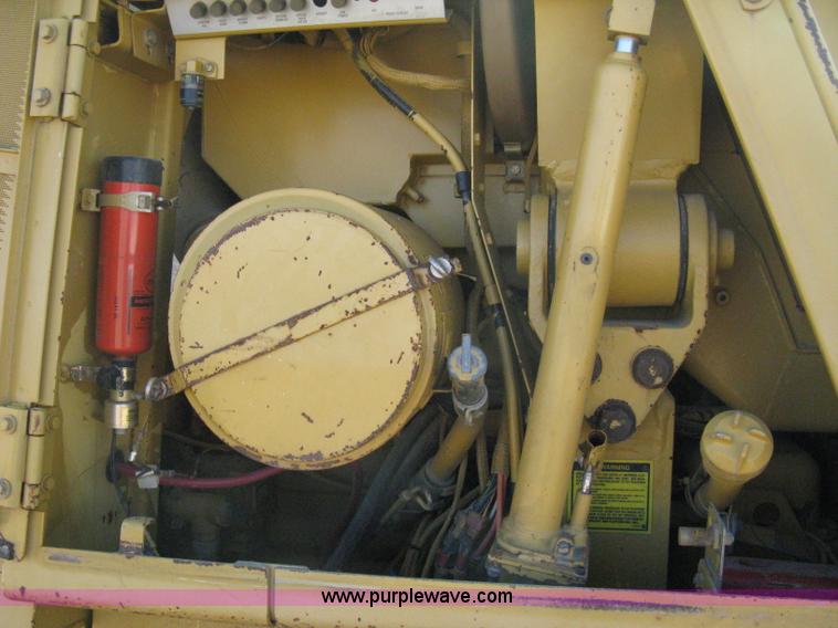 image for item A4471 1991 Caterpillar 953 track loader