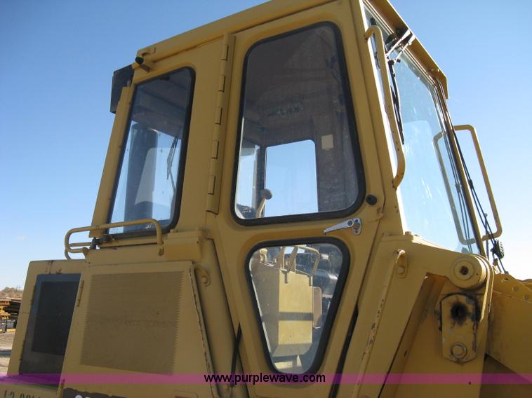 image for item A4471 1991 Caterpillar 953 track loader