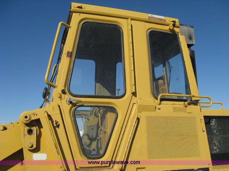 image for item A4471 1991 Caterpillar 953 track loader