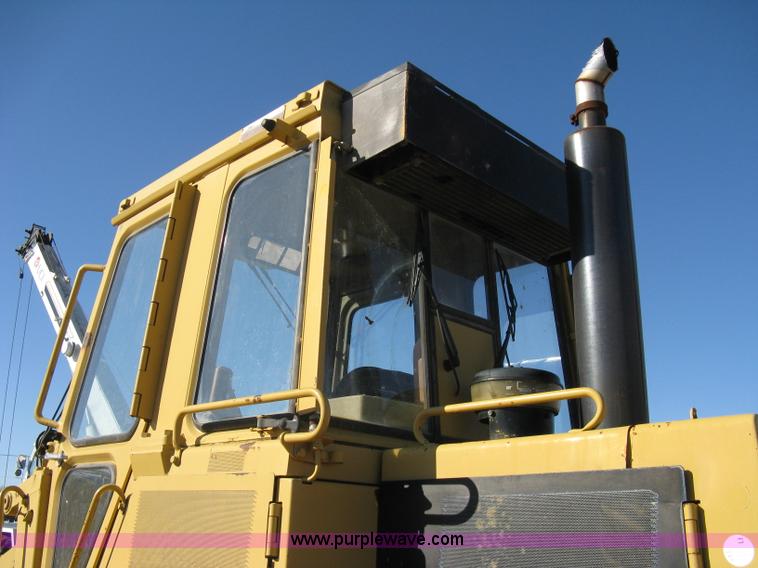 image for item A4471 1991 Caterpillar 953 track loader