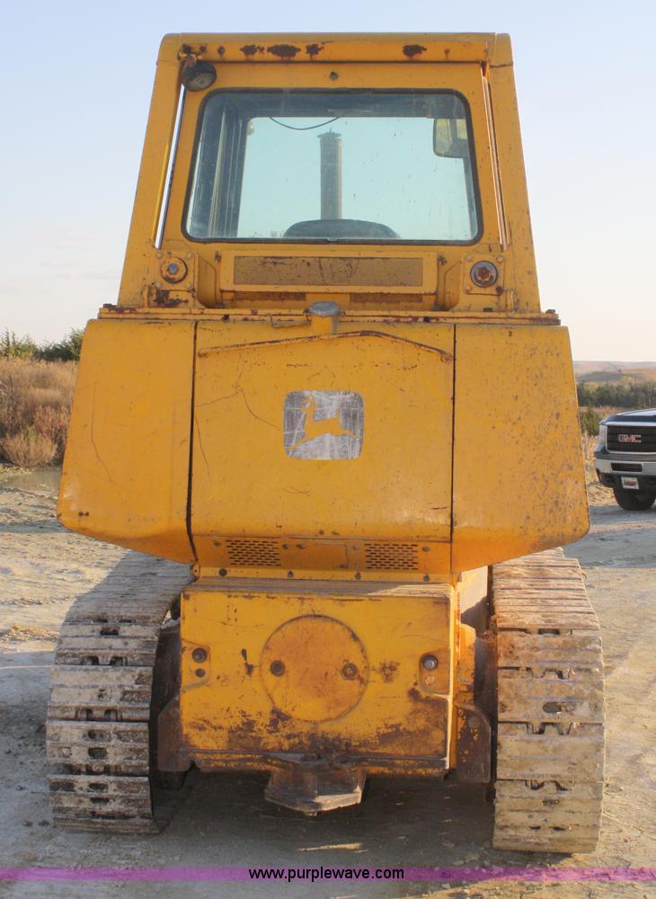 image for item A6512 1978 John Deere 755 track loader