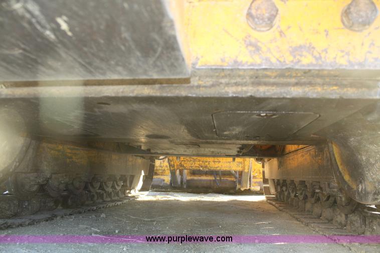 image for item A6512 1978 John Deere 755 track loader