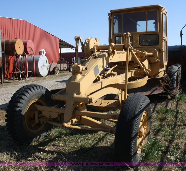 image for item A6526 Caterpillar 212 motor grader