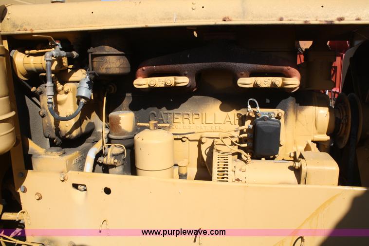 image for item A6526 Caterpillar 212 motor grader