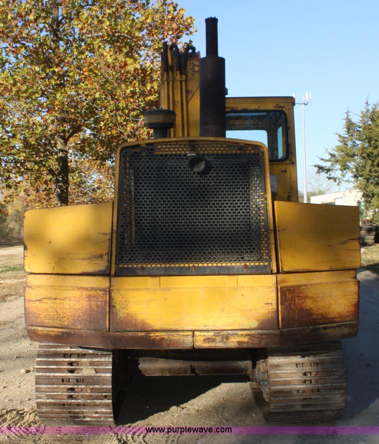 image for item A6531 1977 John Deere 690B excavator