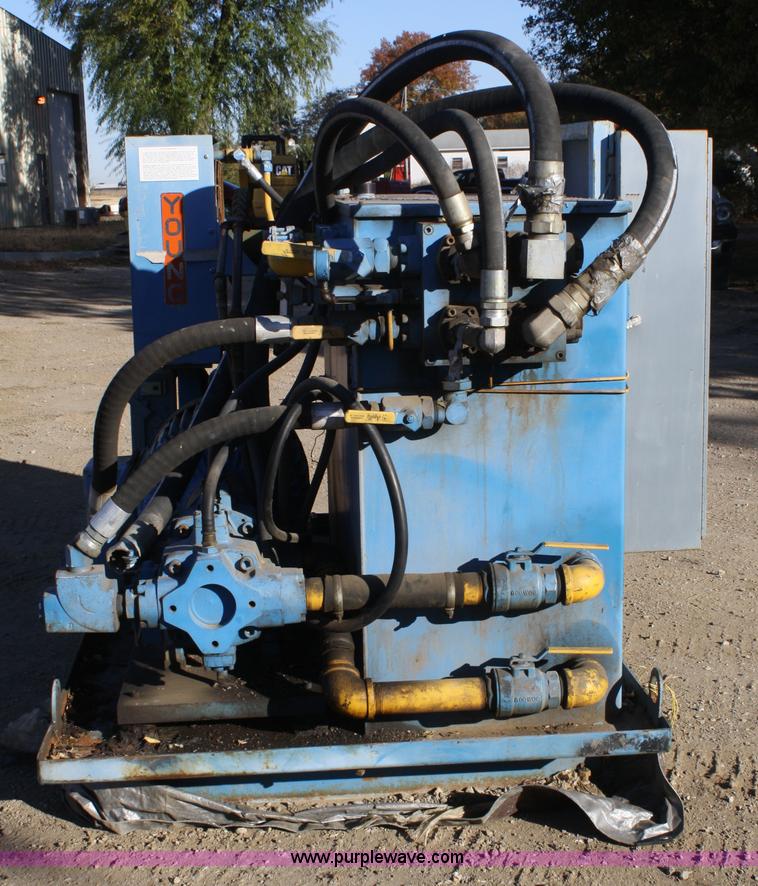 image for item A6532 Young hydraulic power unit