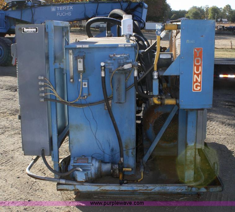 image for item A6532 Young hydraulic power unit