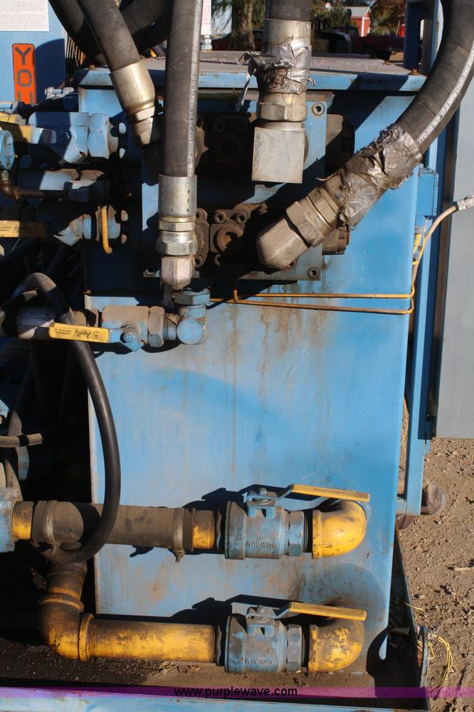 image for item A6532 Young hydraulic power unit