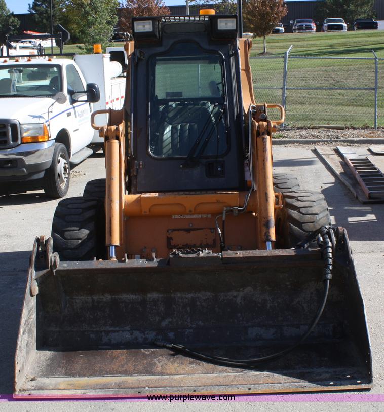 image for item A6533 2002 Case 85XT skid steer