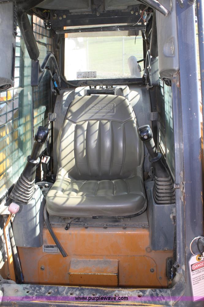 image for item A6533 2002 Case 85XT skid steer