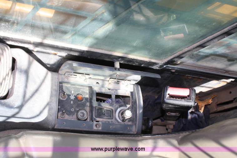 image for item A6533 2002 Case 85XT skid steer