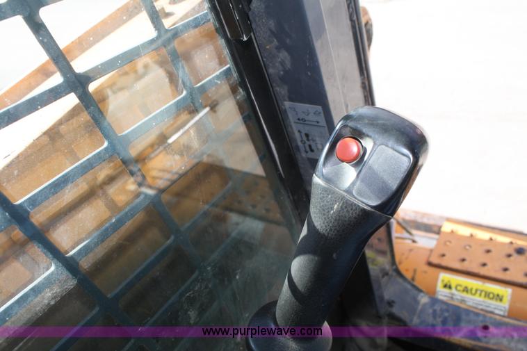 image for item A6533 2002 Case 85XT skid steer