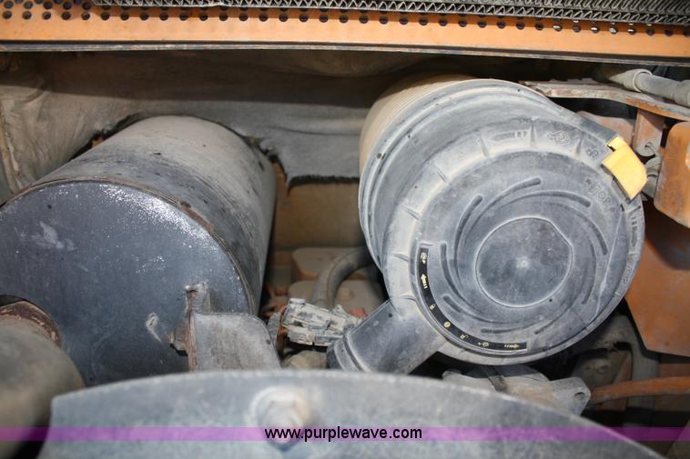 image for item A6533 2002 Case 85XT skid steer