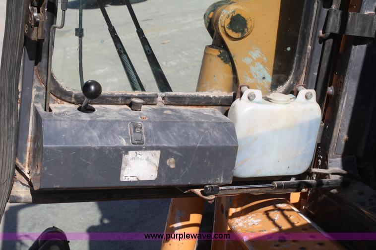 image for item A6533 2002 Case 85XT skid steer