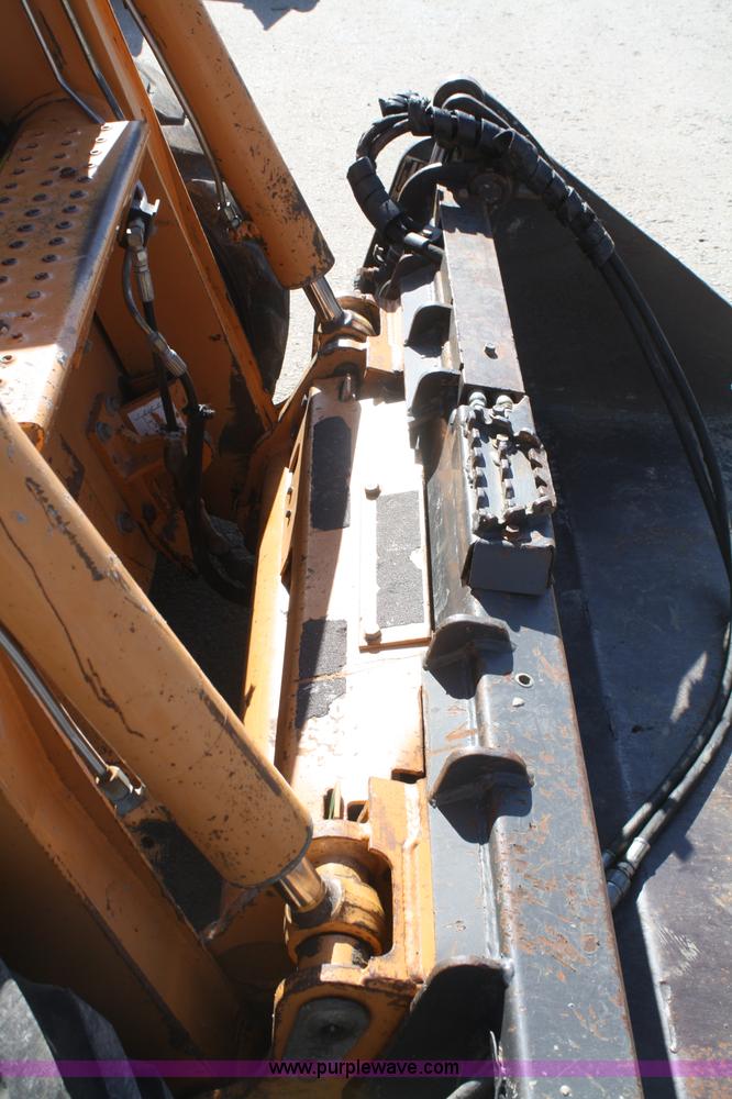image for item A6533 2002 Case 85XT skid steer