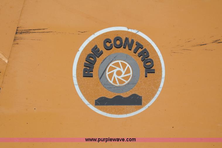 image for item A6533 2002 Case 85XT skid steer