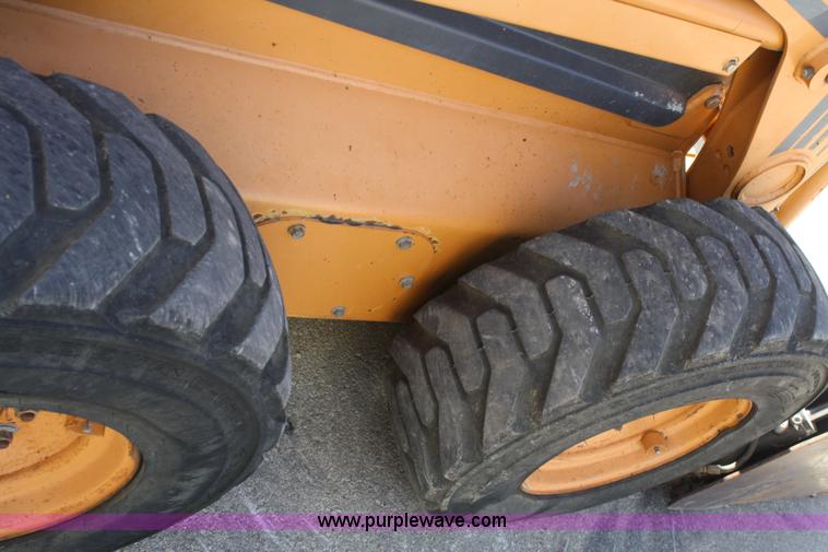 image for item A6533 2002 Case 85XT skid steer