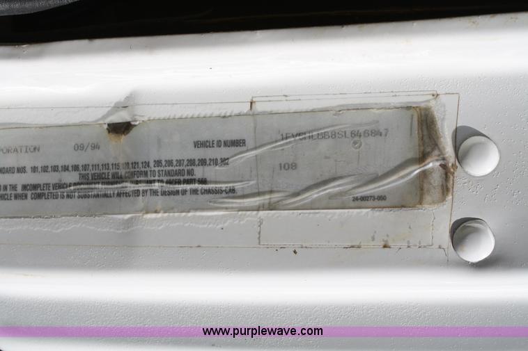 image for item A6534 1995 Freightliner FL70 dump truck