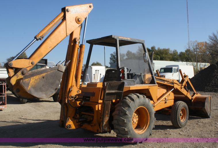 image for item A6537 1977 Case 580C-CK backhoe